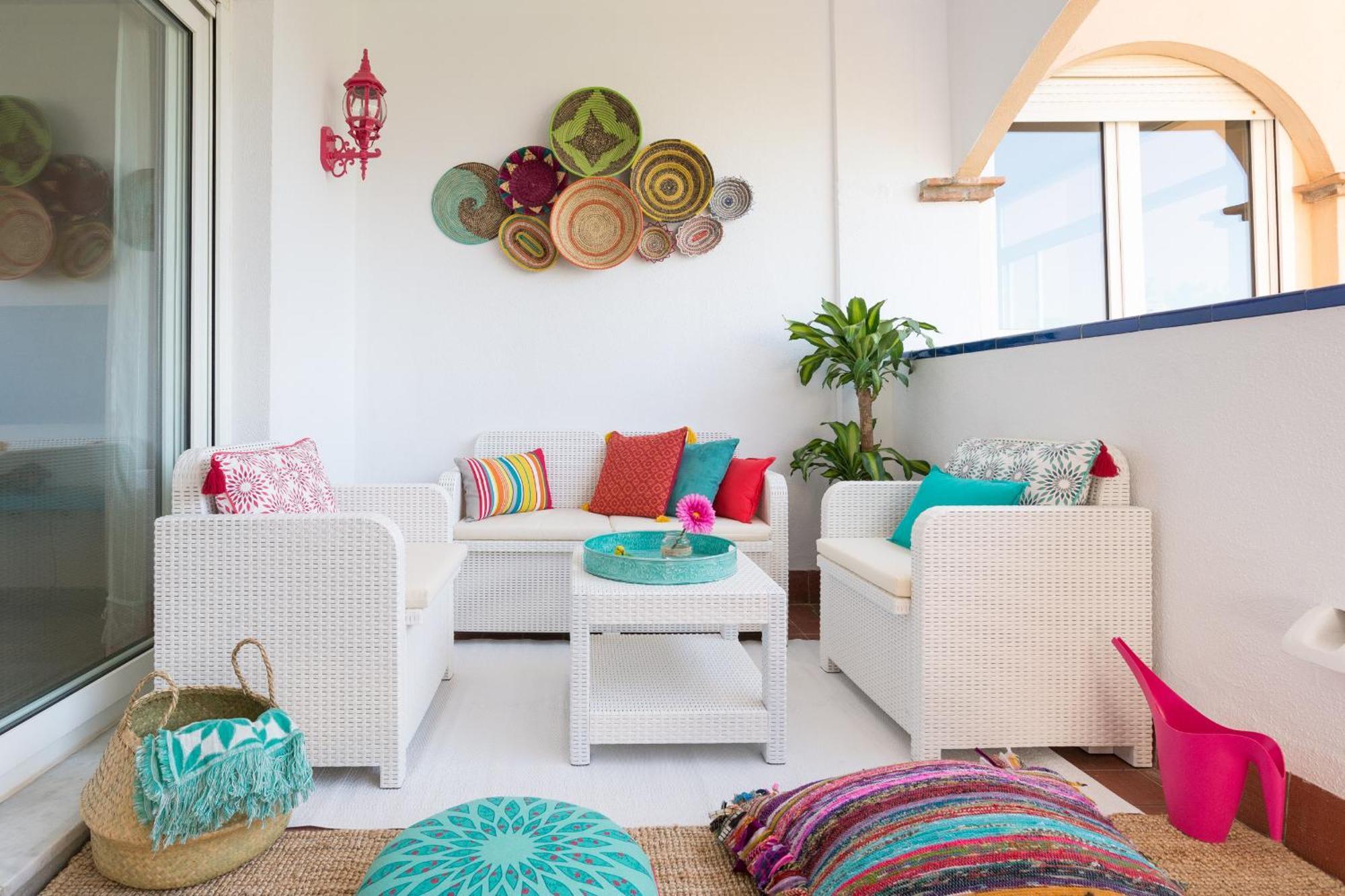 Boho Chic- Beachfront - Free Bikes - Salt Water Pool Apartament Torremolinos